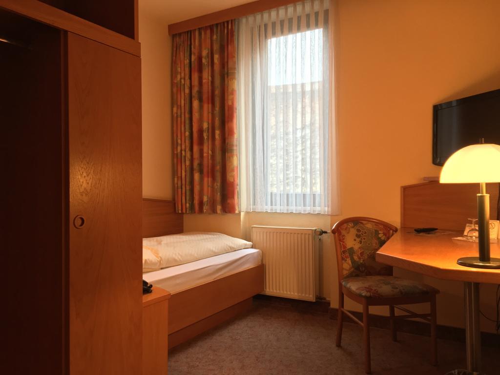 City-Hotel Neubrunnenhof Майнц Екстериор снимка